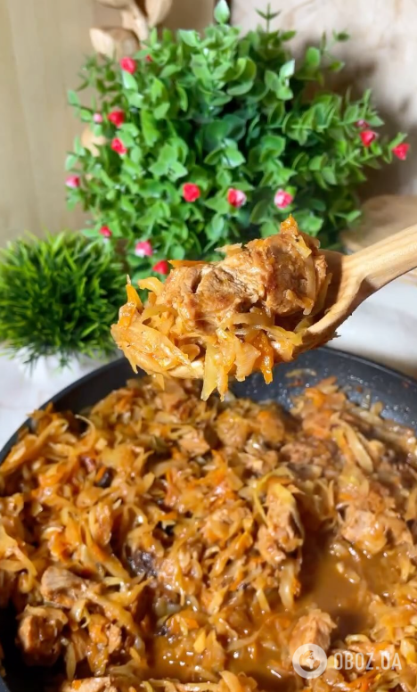 Найсмачніша тушкована капуста на обід: як приготувати