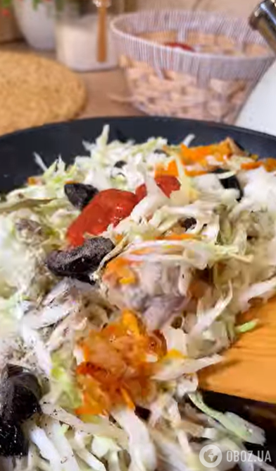 Найсмачніша тушкована капуста на обід: як приготувати