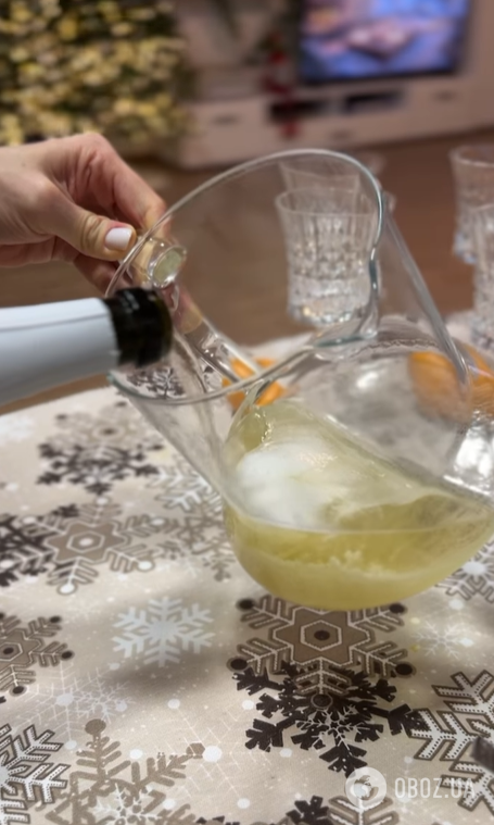 Як приготувати оригінальне желе із шампанського: ідея новорічного десерту