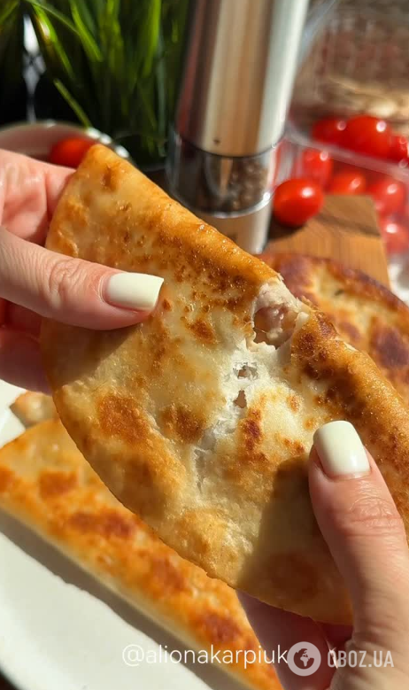 Как приготовить ленивые чебуреки без заморочки: понадобится лаваш