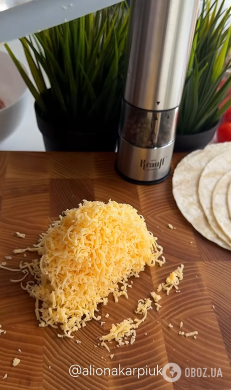 Как приготовить ленивые чебуреки без заморочки: понадобится лаваш