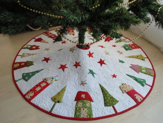 Як прикрасити низ ялинки: буде гарно, як у фільмах