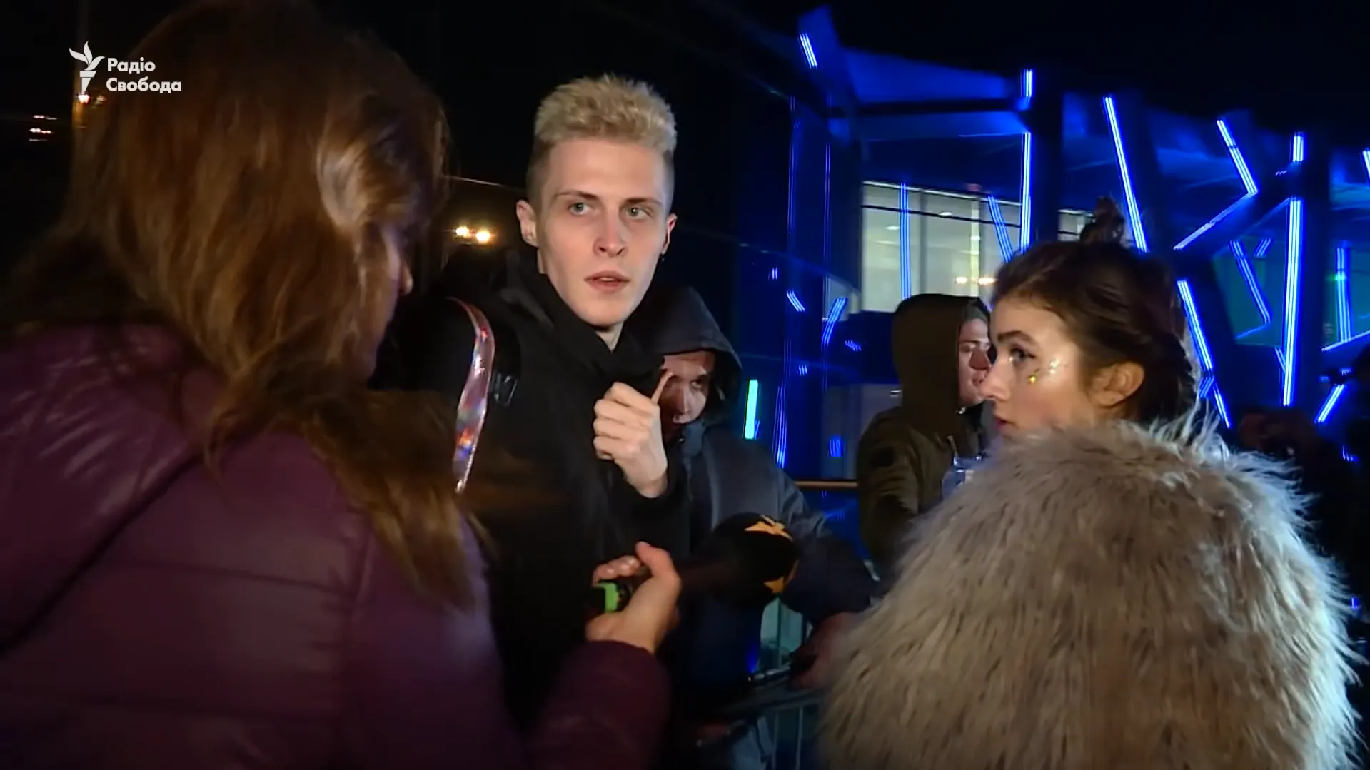 Квитки по 2500 грн і селфі з Зеленським: яким був перший новорічний корпоратив "Слуги Народу"