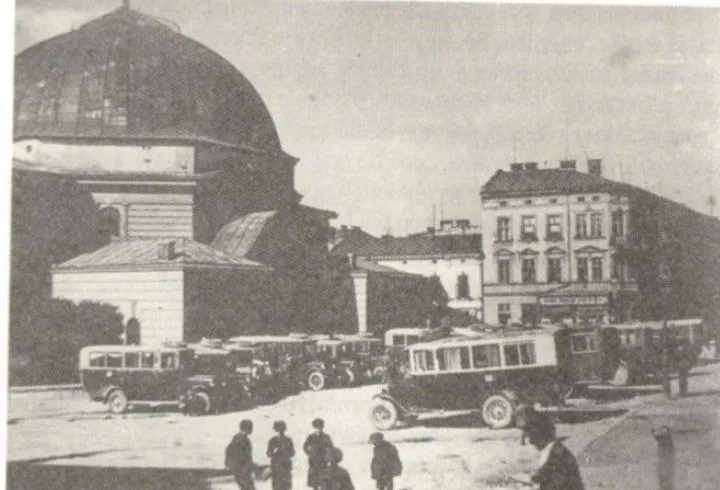 Львів у 30-х роках: у мережі показали архівні фото