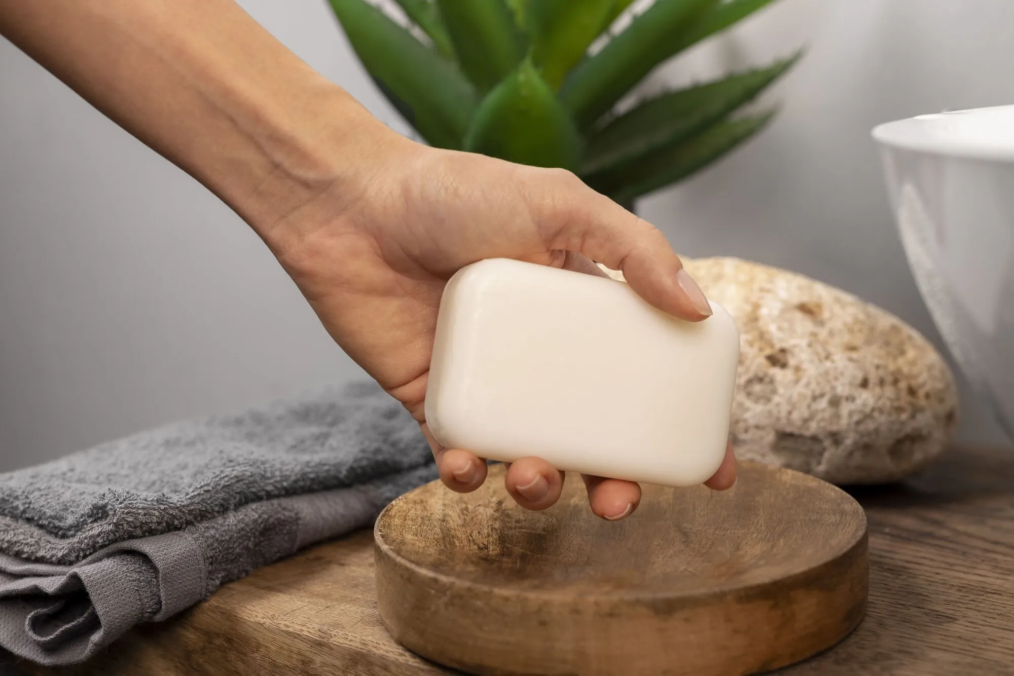 Что сделать со сковородкой, чтобы к ней ничего не прилипало: простой лайфхак