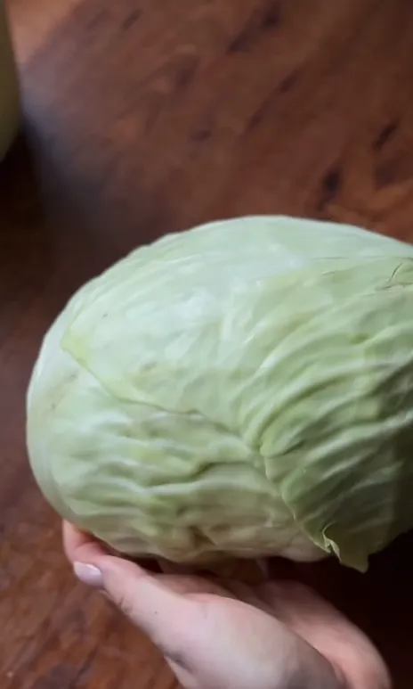 Как правильно квасить капусту, чтобы она долго хранилась: важные нюансы