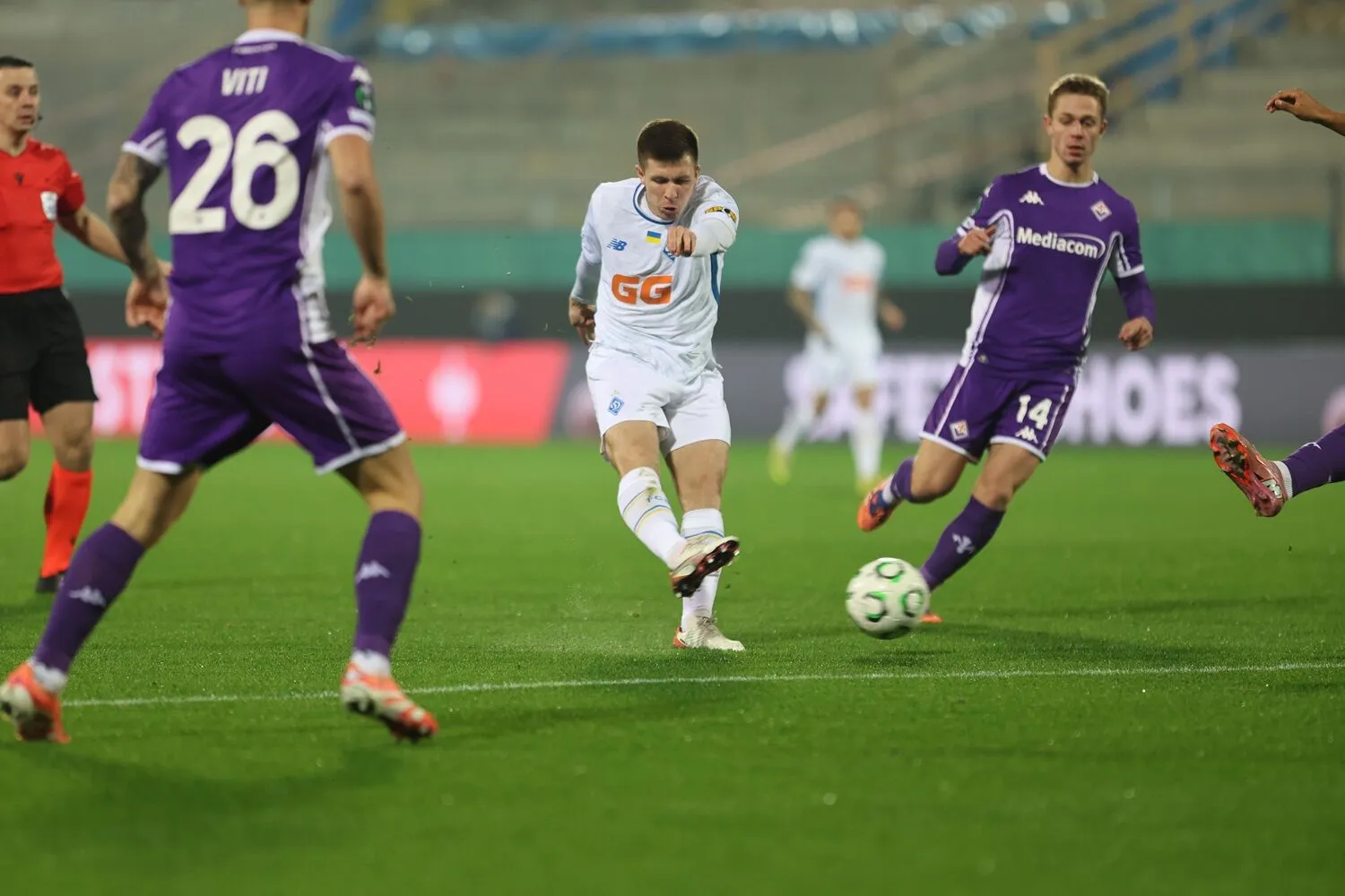 "Динамо" застосувало тактичну хитрість. Як це майже спрацювало проти "Фіорентини": огляд гри Ліги конференцій