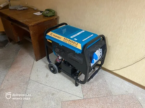 В Днепре завершили ремонт последнего в 2025 году трамвайного переезда