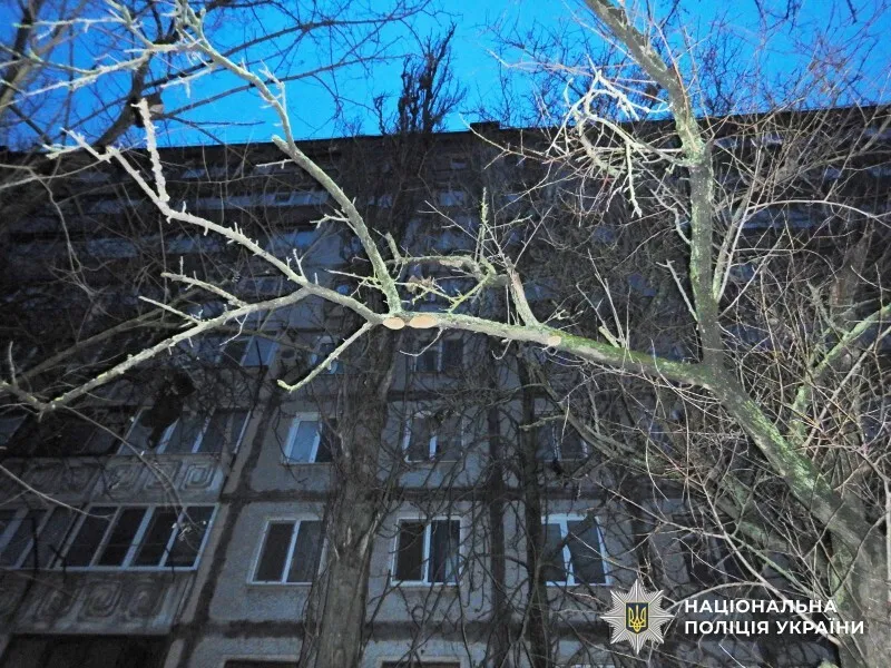 Не могла свободно выходить из квартиры: в Николаеве 19-летняя девушка совершила самоубийство, задержан владелец жилья