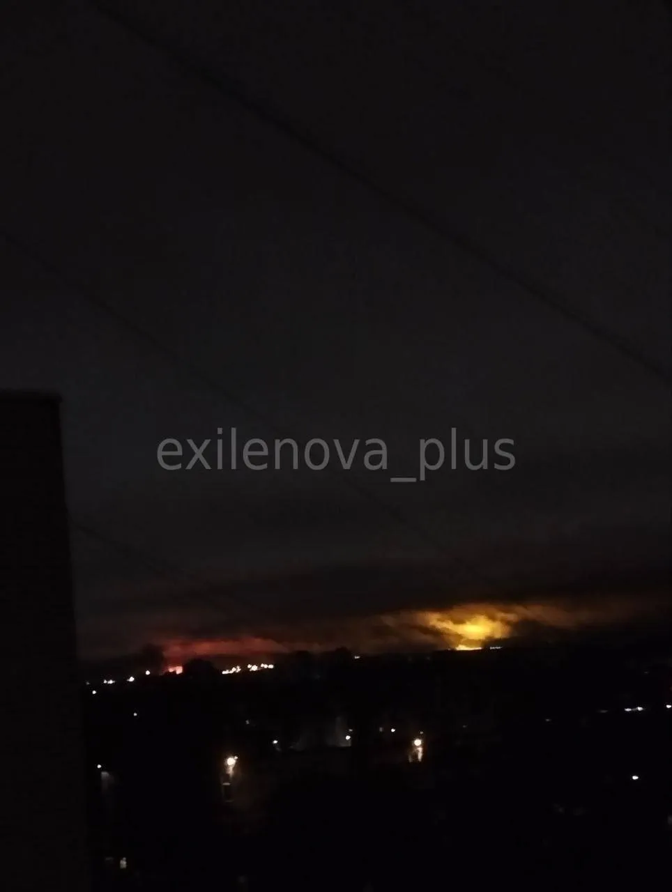 Заграву видно здалеку: дрони атакували НПЗ у російському Ярославлі. Відео