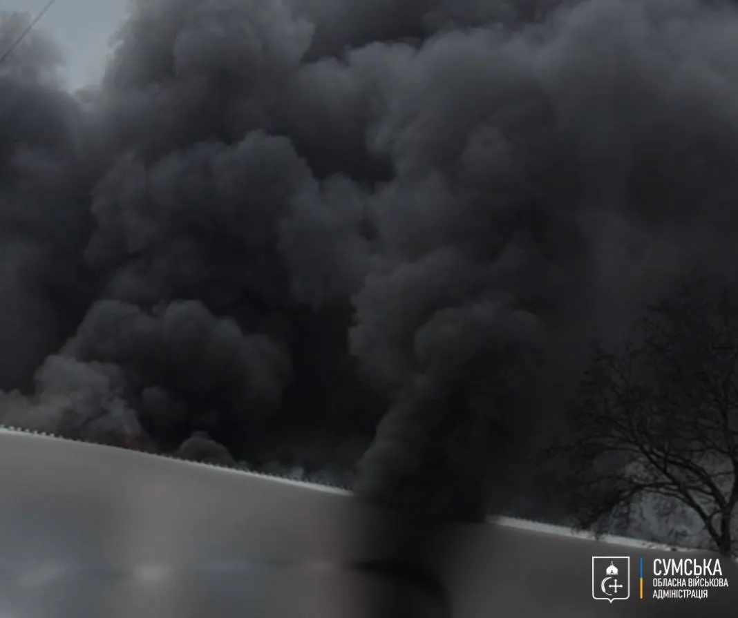 "Це був прицільний удар": окупанти атакували спортивну школу на Сумщині, де тривало тренування дітей. Фото