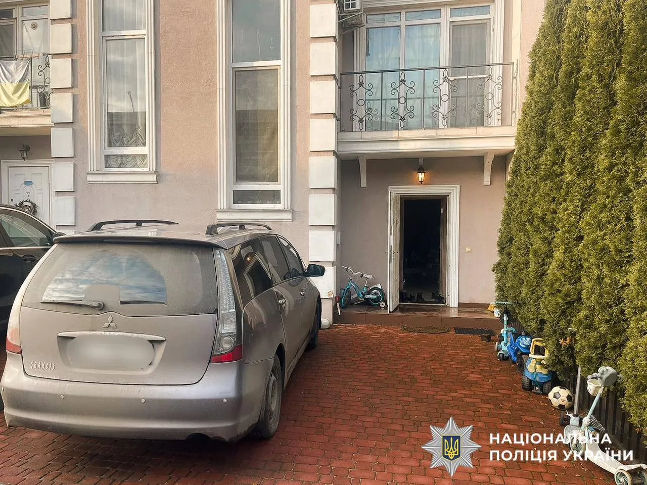 Под Киевом в результате отравления угарным газом погибли супруги и их дочь: маленького сына госпитализировали