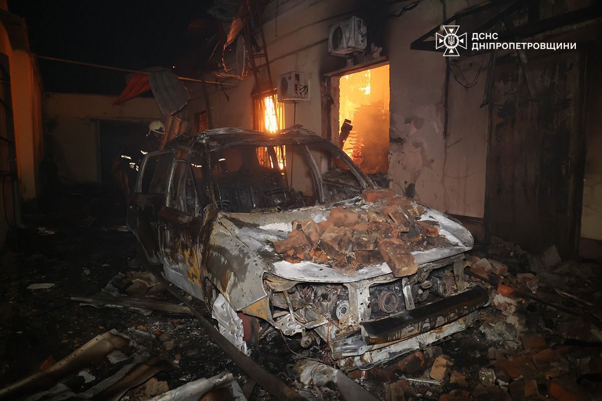 Тисячі сімей зараз залишаються без світла: Зеленський розповів про наслідки атаки РФ на Україну та закликав до тиску на Кремль