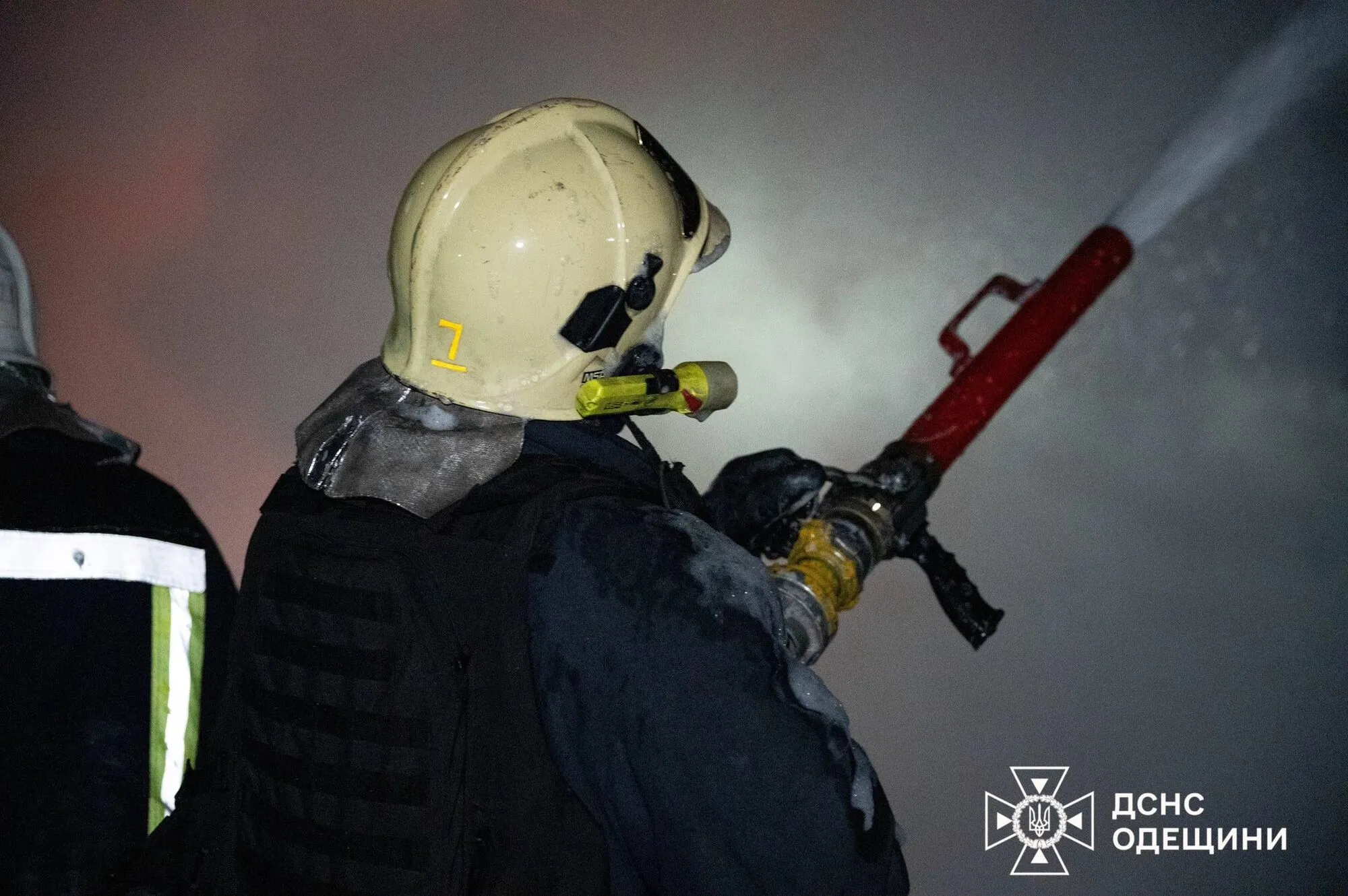 Одещина пережила одну з наймасованіших  атак ворога: пошкоджено обʼєкти енергетики, є постраждалі. Фото