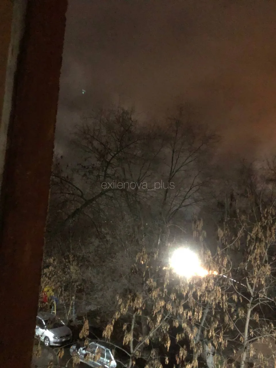 Дрони атакували НПЗ у російському Саратові: спалахнула пожежа. Фото та відео