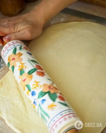 Вкусный пирог с капустой без заморочки: в основе слоеное тесто