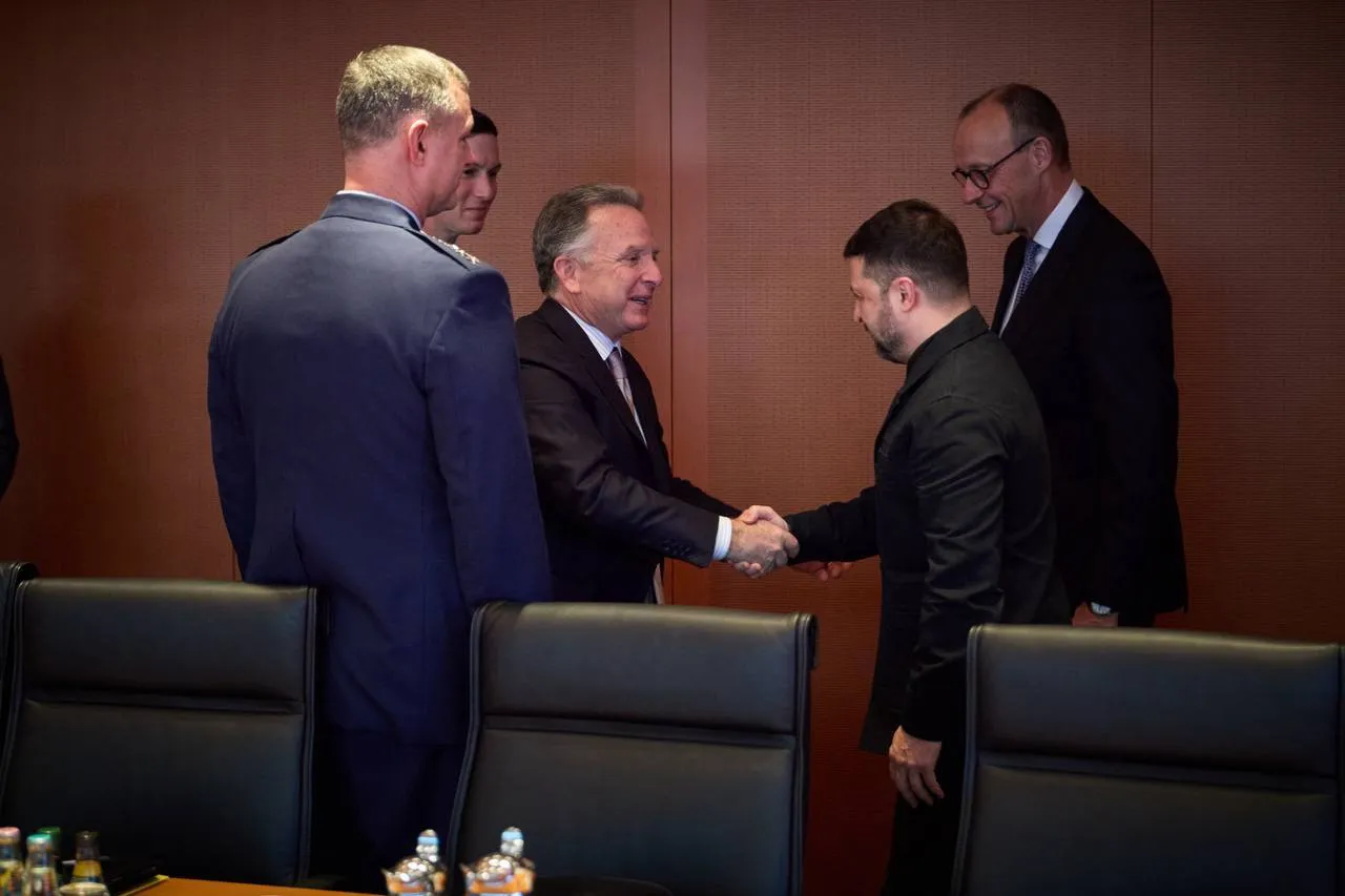 Зустріч Зеленського із представниками Трампа у Німеччині розпочалася: усі деталі. Фото