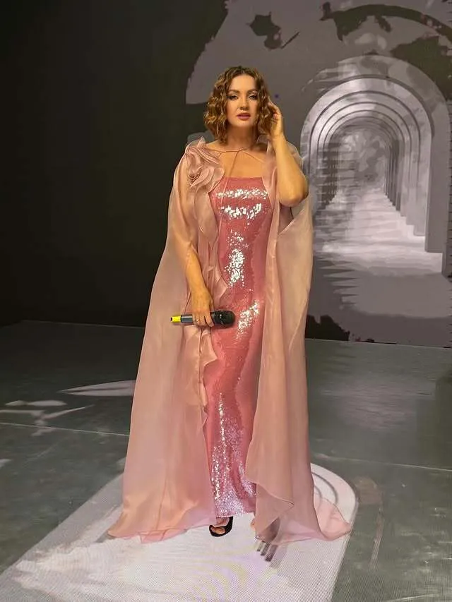 "Пишуть, яка я жирна": Оля Цибульська виправдалася за "неідеальну" форму тіла і розповіла, скільки кілограмів скинула на дієті