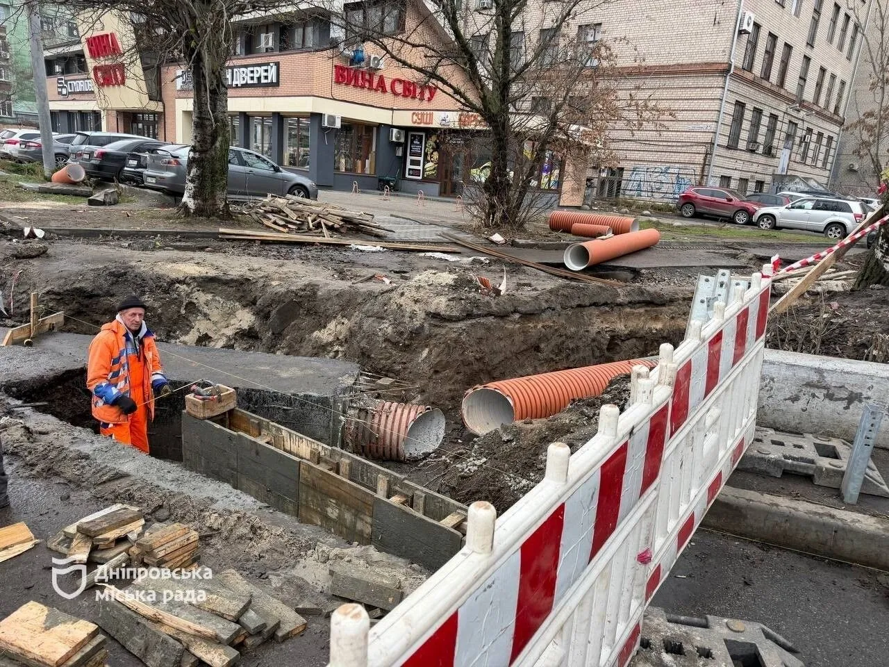 В центре Днепра продолжается масштабное благоустройство после реконструкции ливневой канализации