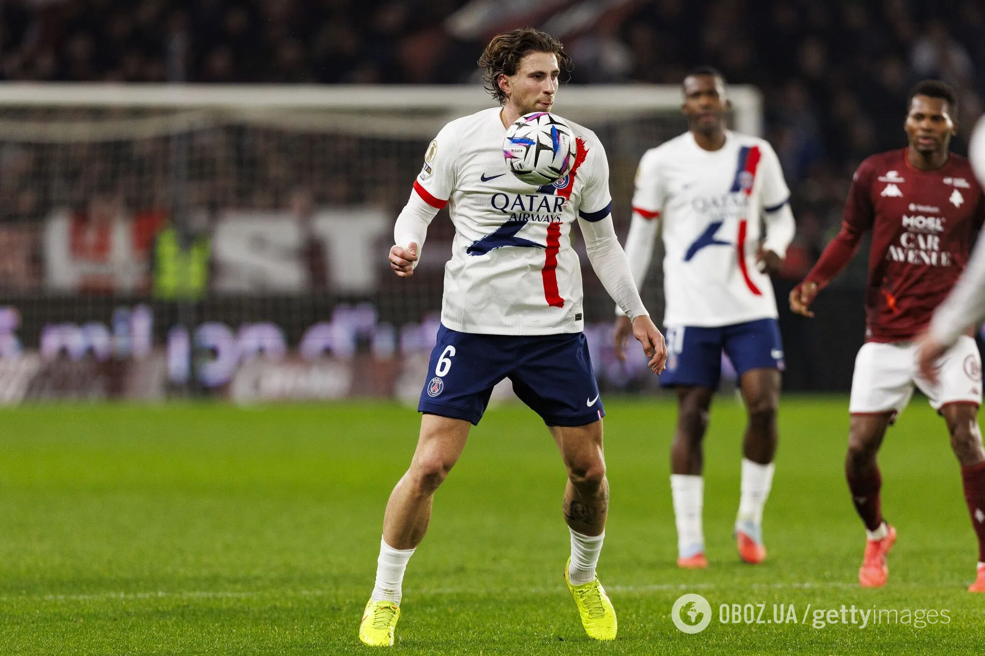 На камеру потрапили справжні стосунки Забарного і Сафонова, які зіграли в одному матчі. Відео