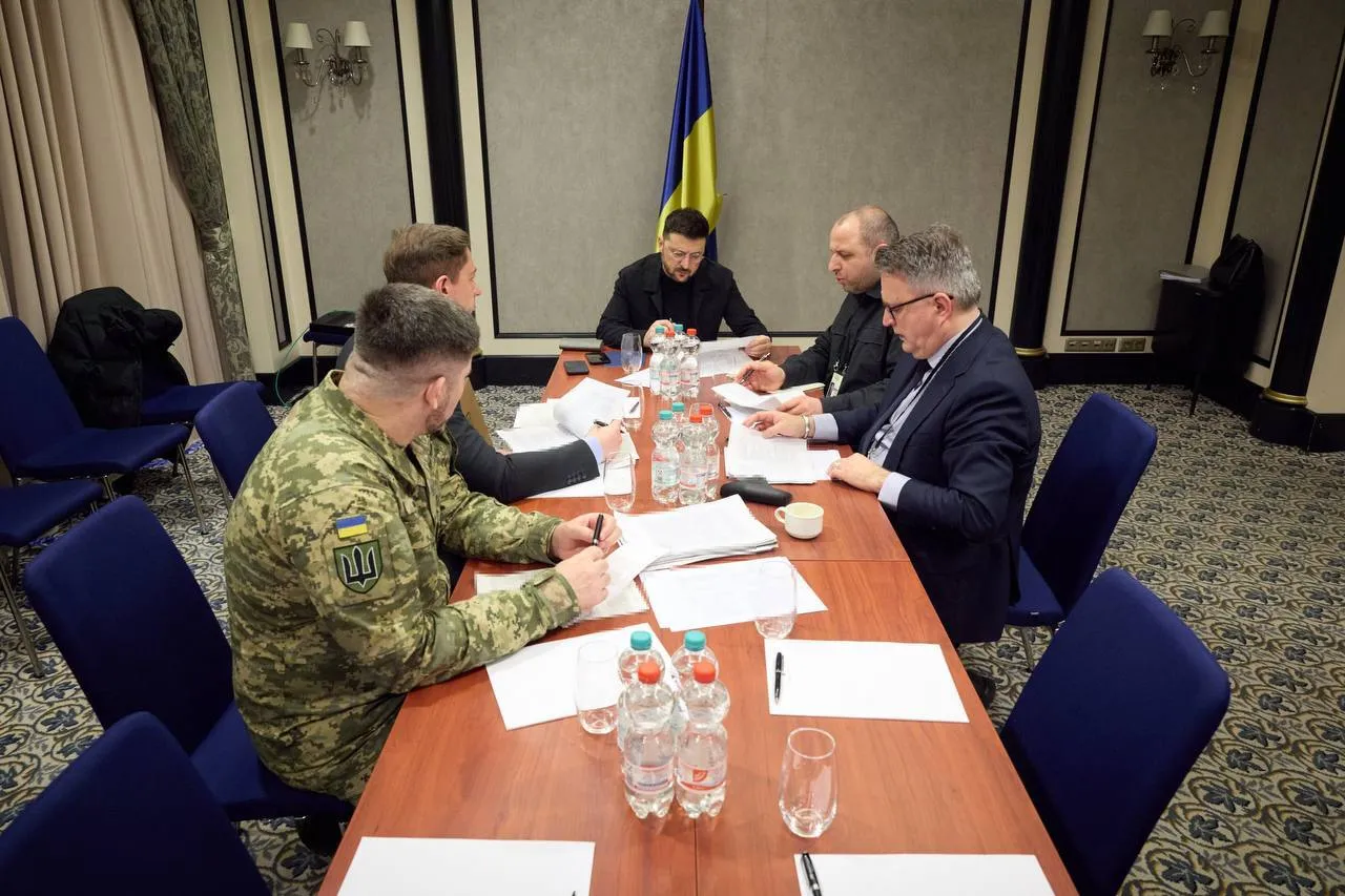 Зустріч Зеленського із представниками Трампа у Німеччині розпочалася: усі деталі. Фото