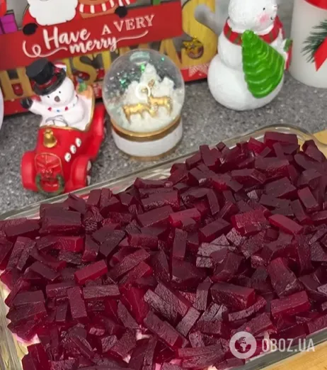 Кто не любит сельдь: как приготовить салат "Шуба" с курицей