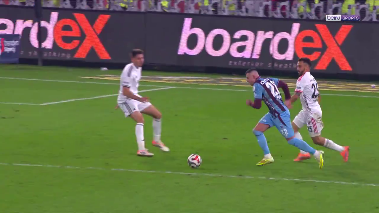 Футболист сборной Украины забил супергол в Турции и спас команду от поражения. Видео