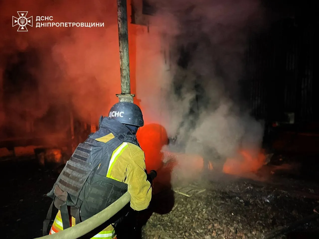 Окупанти атакували Дніпропетровщину: пошкоджено інфраструктуру, є постраждалі. Фото