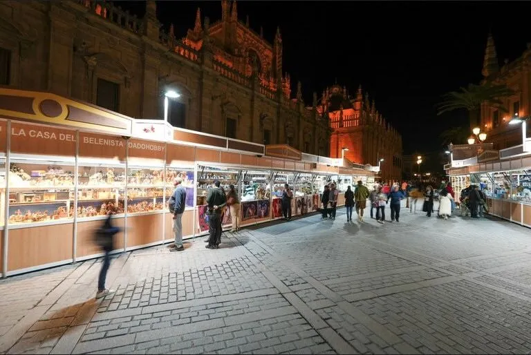 Красиво и не холодно: куда поехать на рождественскую ярмарку в Испании