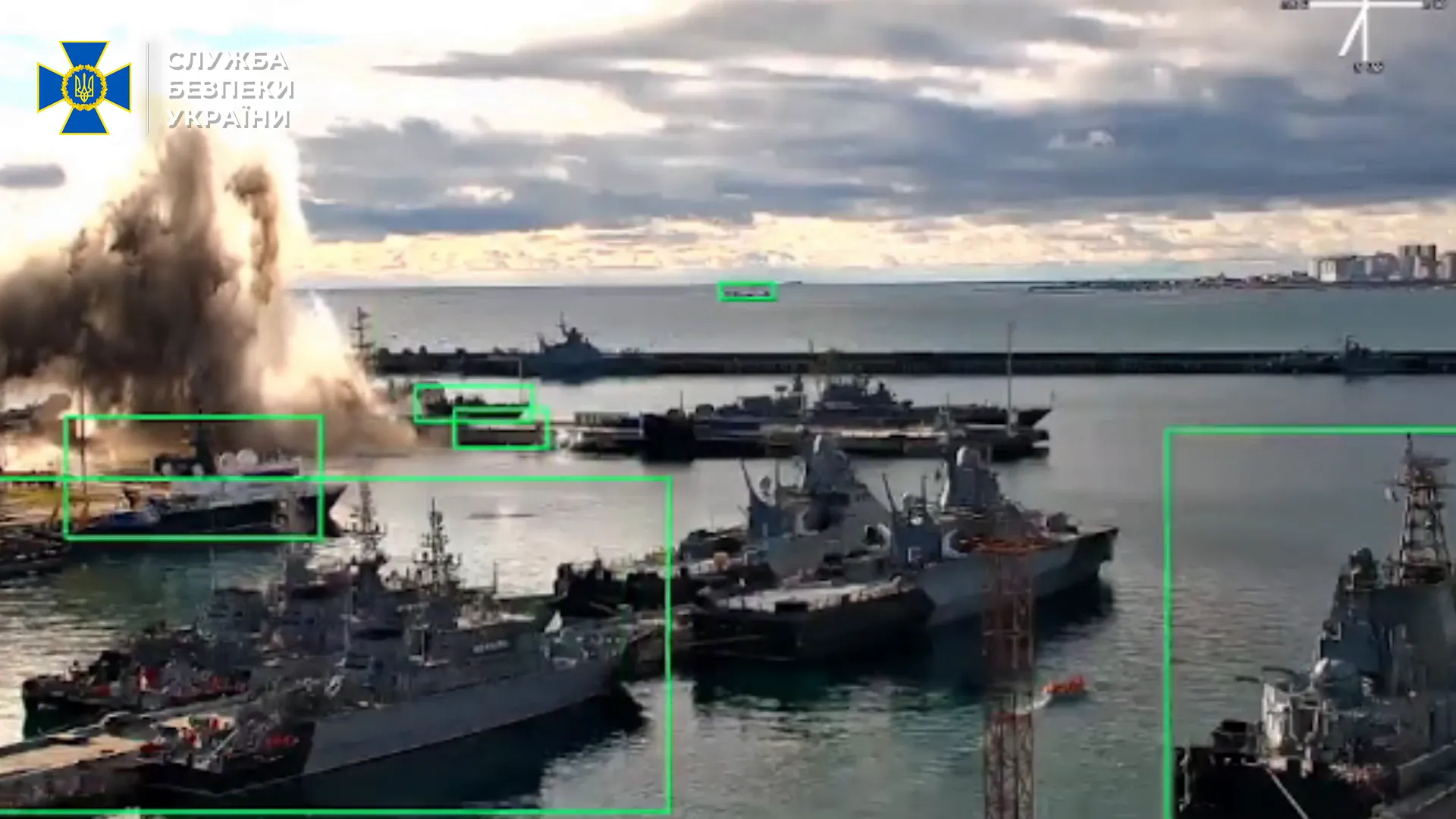 Був носієм крилатих ракет "Калібр": СБУ уразила російський підводний човен у Новоросійську. Відео