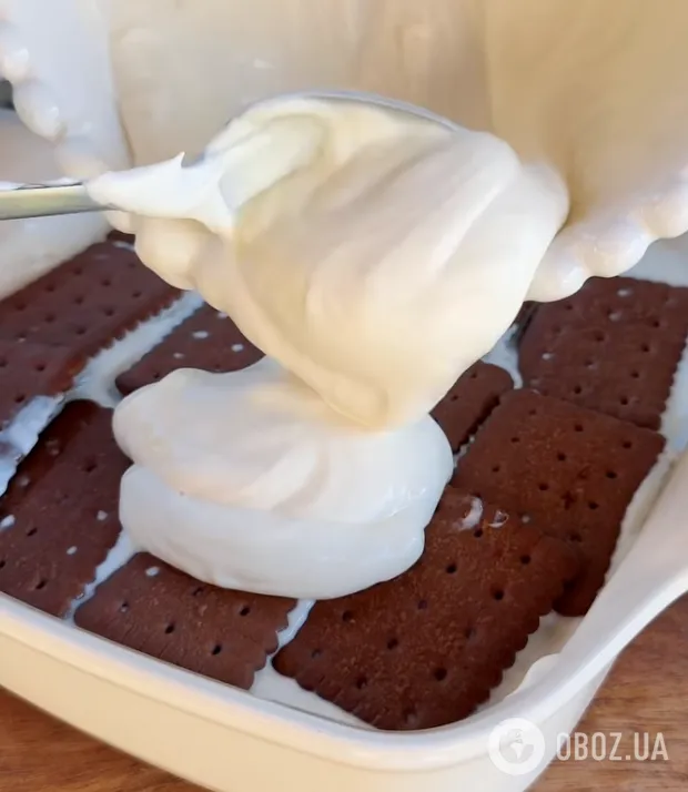 Без теста и выпечки: вкусный новогодний торт с шоколадом без лишних заморочек