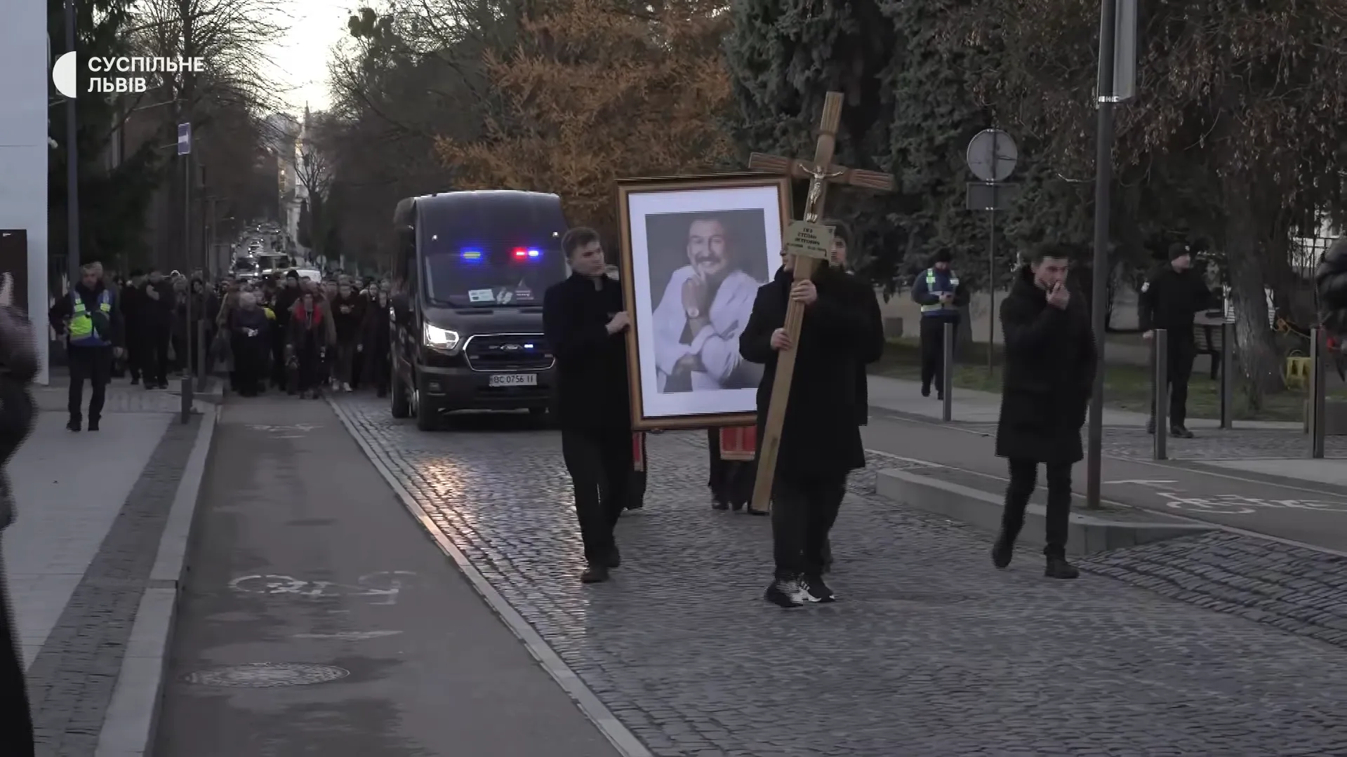 На могилі посадили не яворину: як пройшов похорон Степана Гіги та чому не виконали його волю