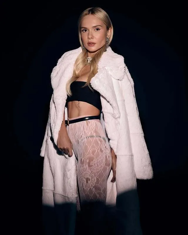 "Это был страшный период". 43-летняя актриса Елена Лавренюк рассказала об ужасной ошибке косметолога, которая изуродовала ее лицо