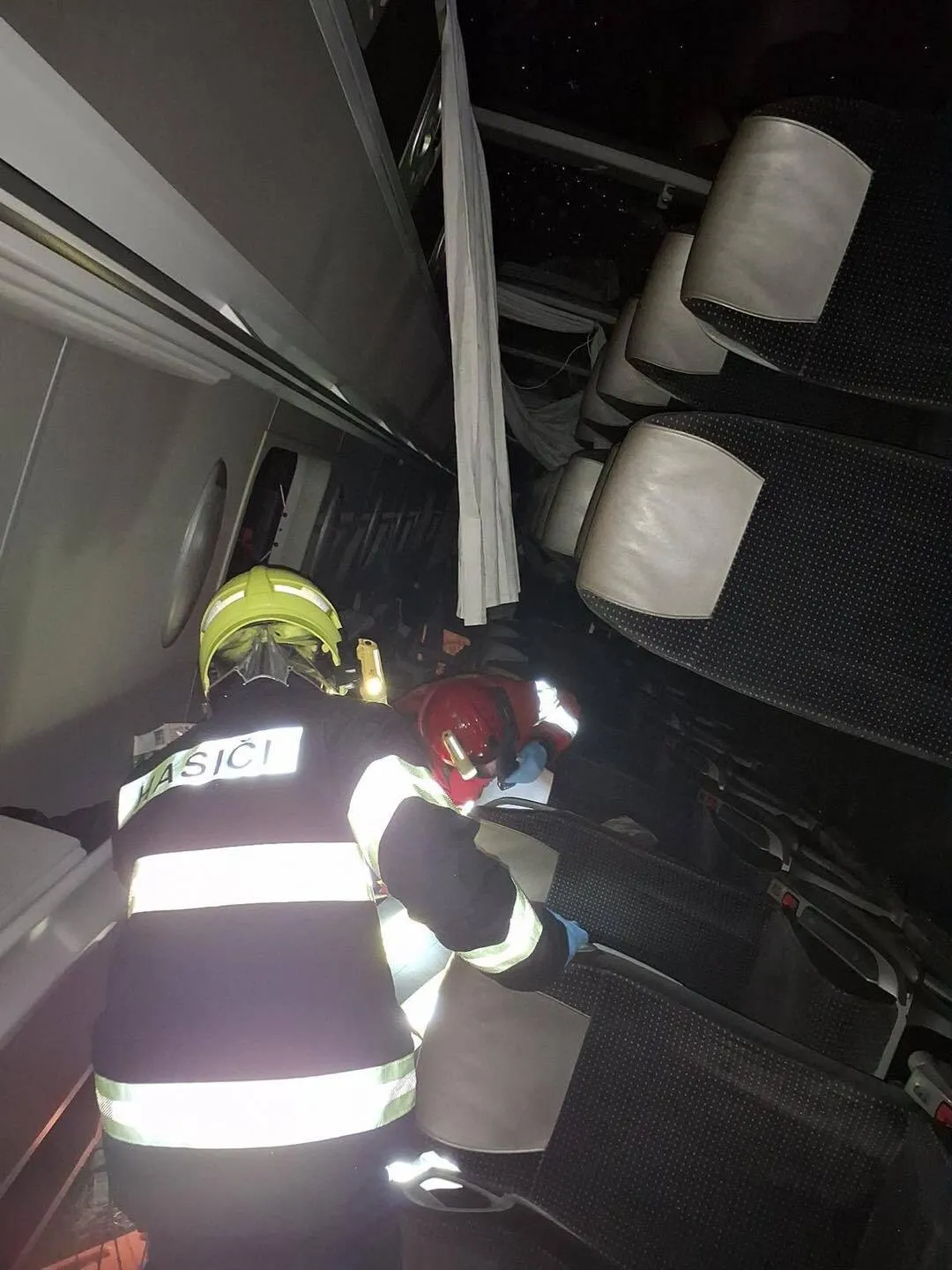 У Словаччині перекинувся автобус з українцями: є постраждалі. Фото