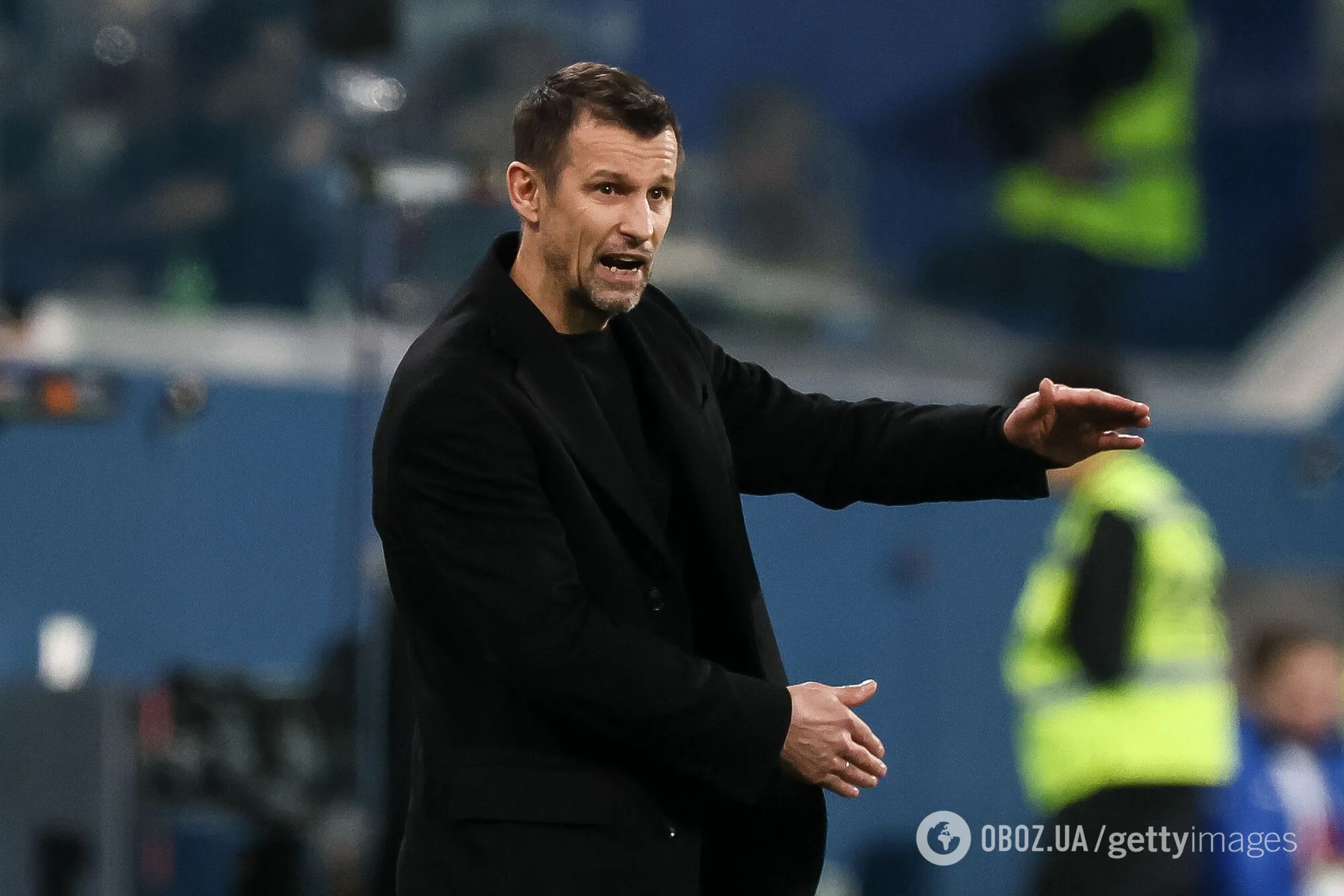 Знаменитого Сергея Семака унизили в аэропорту Мюнхена перед отправкой в Россию