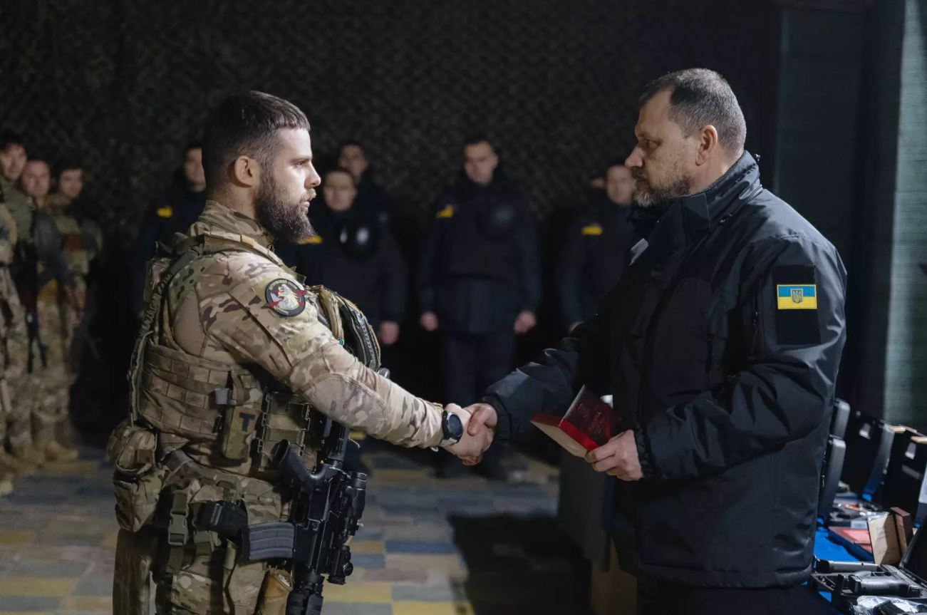 "Наша гарантия безопасности – это каждый из вас": Клименко посетил с рабочим визитом восток Украины. Фото и видео