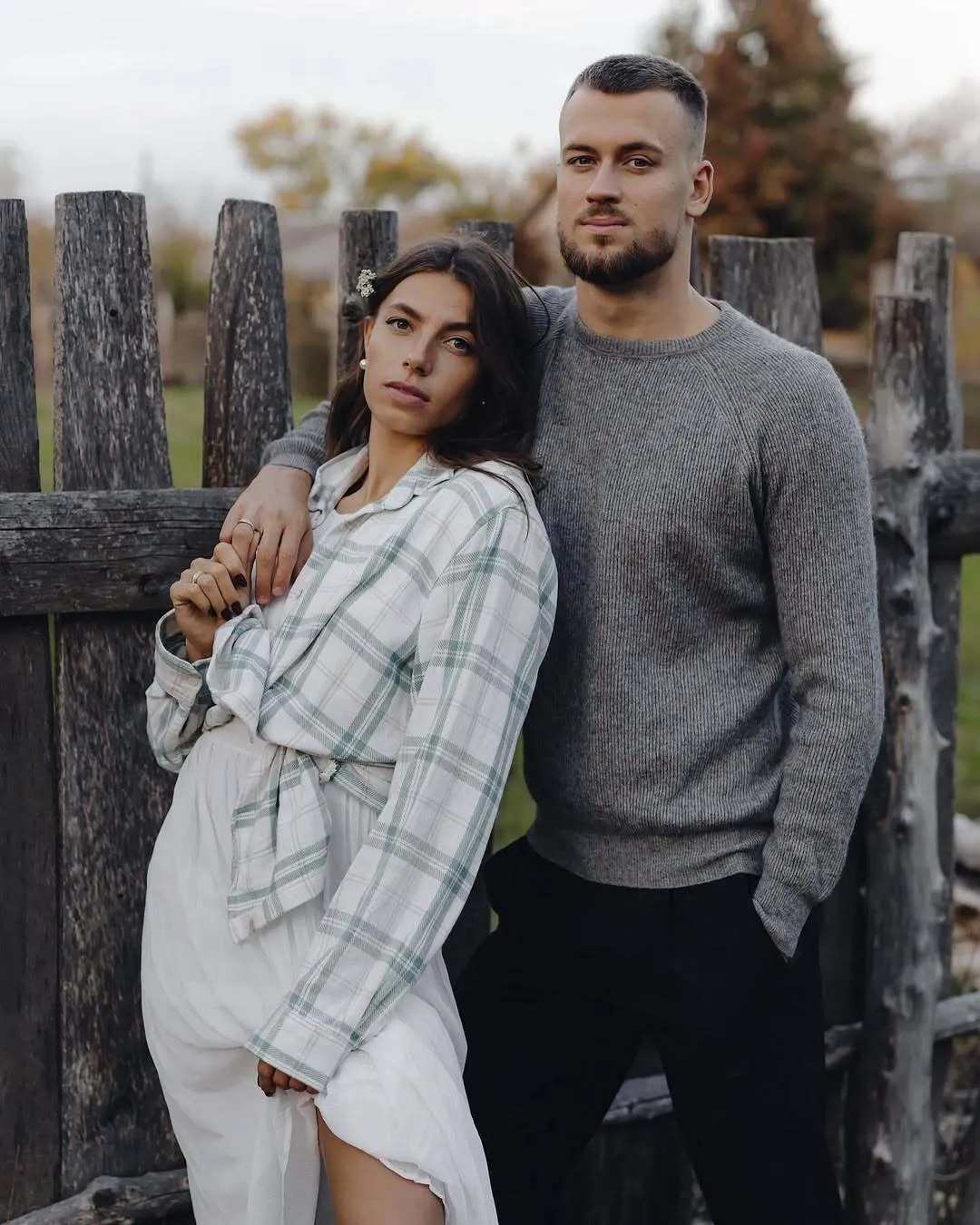 Найкрасивіша пара українського спорту пройшла через сльози і лікарів і чекає на малюка: після знайомства легкоатлетка і плавець не бачились 5 років