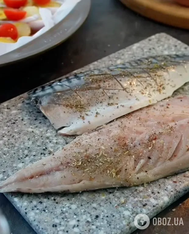 Як смачно запекти скумбрію для новорічного столу, щоб риба була без запаху: ділимося рецептом