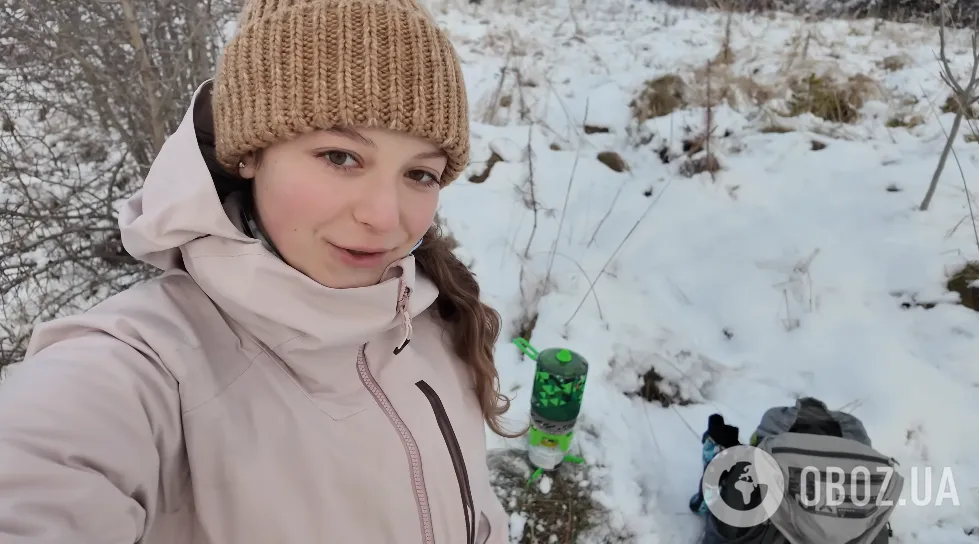 Блогер пешком отправилась из Львова в Черновцы в опасную погоду: куда она дошла за два дня и какие спрятанные "сокровища" Украины увидела