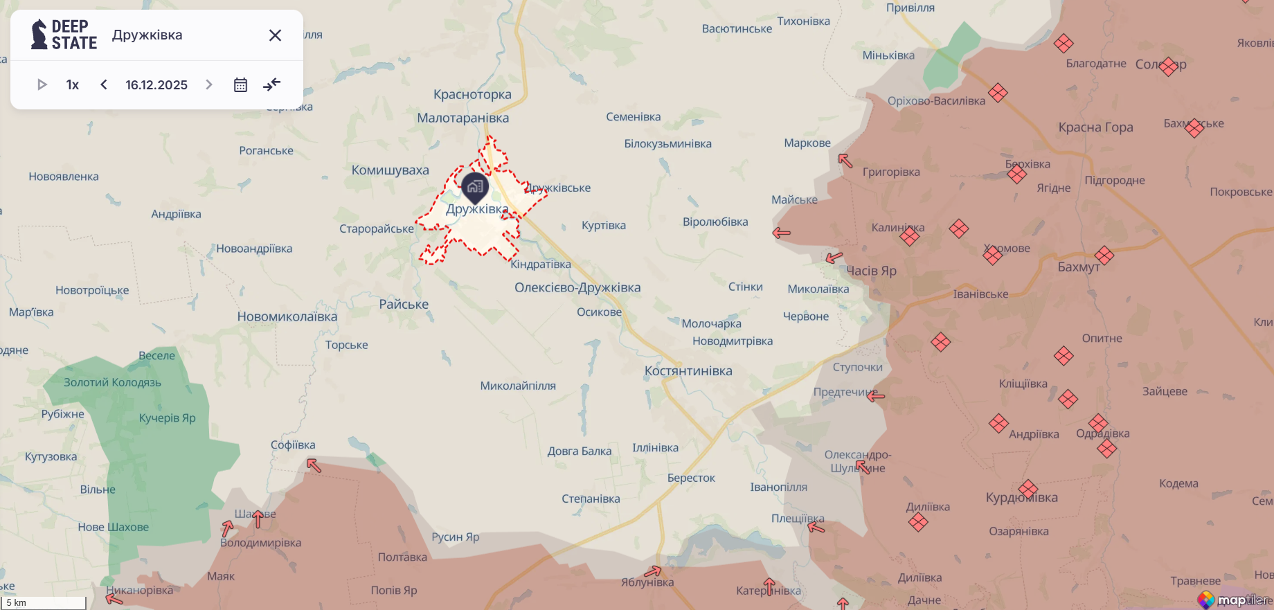 В Дружковке оккупанты атаковали FPV-дроном спасателей, когда они ехали на вызов о пожаре: есть пострадавшие. Фото