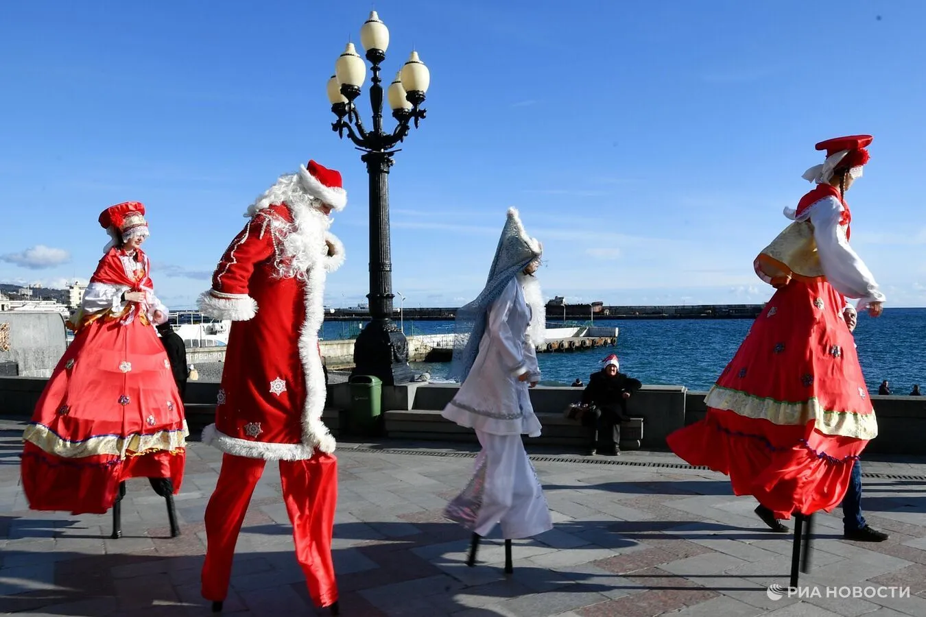 Росіяни не збираються на Новий рік в окупований Крим: лякають вибухи й відсутність грошей