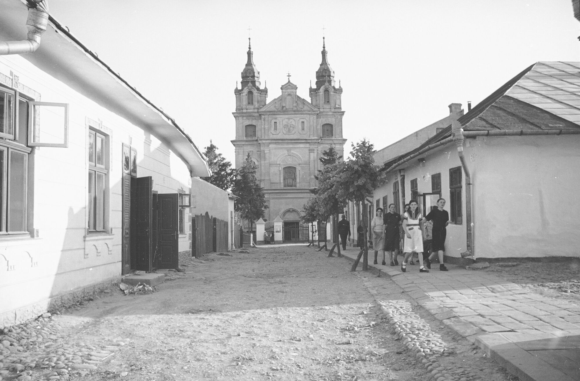 Тысменица в 30-х годах: редкие старые фото Прикарпатья