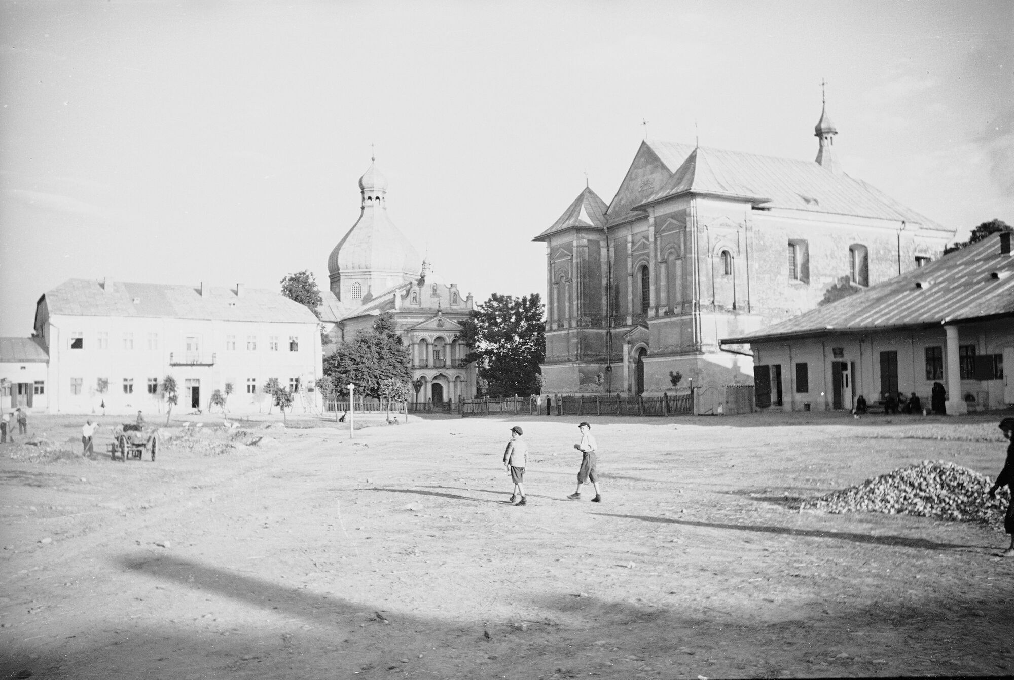 Тысменица в 30-х годах: редкие старые фото Прикарпатья