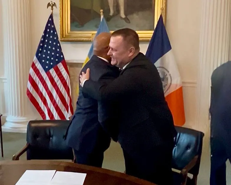 У США Філатов підписав угоду про дружню співпрацю Дніпра та Нью-Йорка. Фото