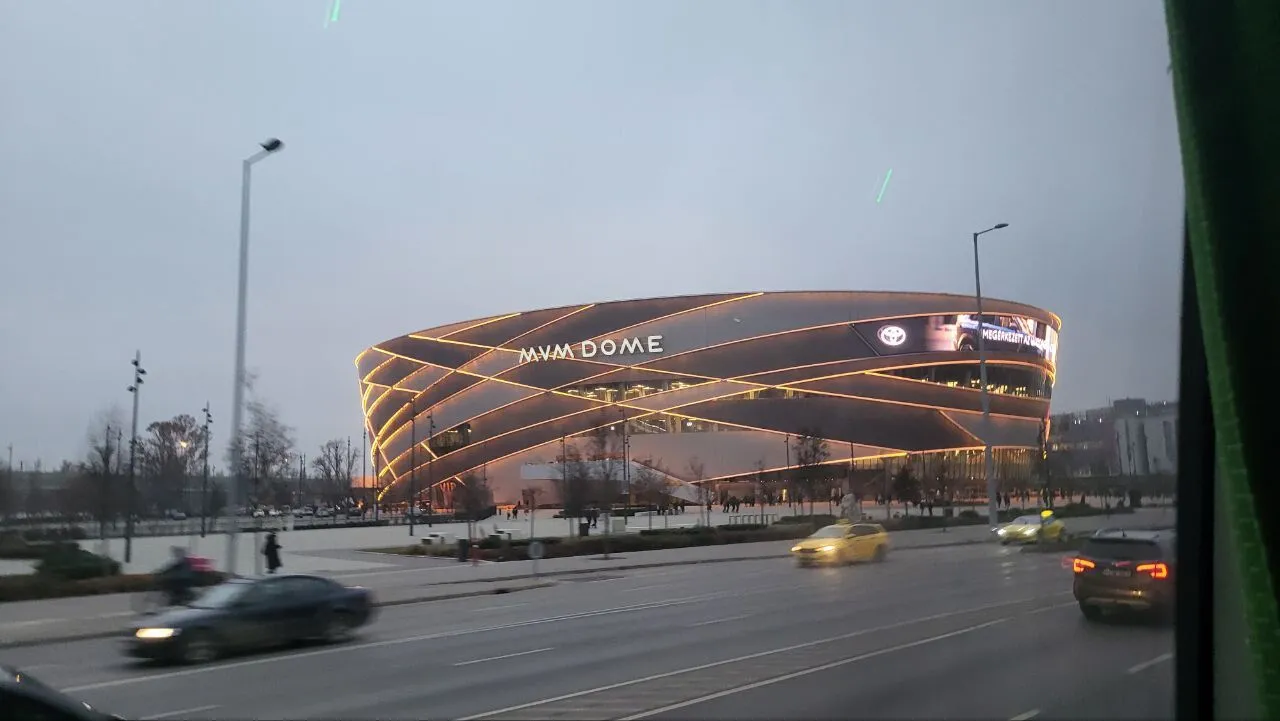 Переполненная арена и украинцы в полуфинале: как прошел StarLadder Budapest Major 2025