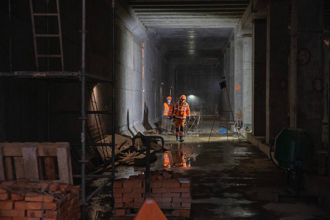 Роботи ведуться цілодобово: Кличко показав будівництво метро на Виноградар