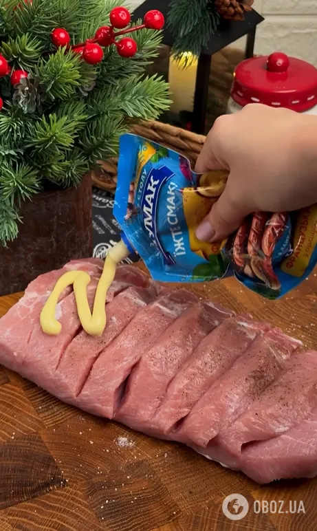 Соковита запечена свинина з грибами та сиром: як смачно приготувати м'ясо