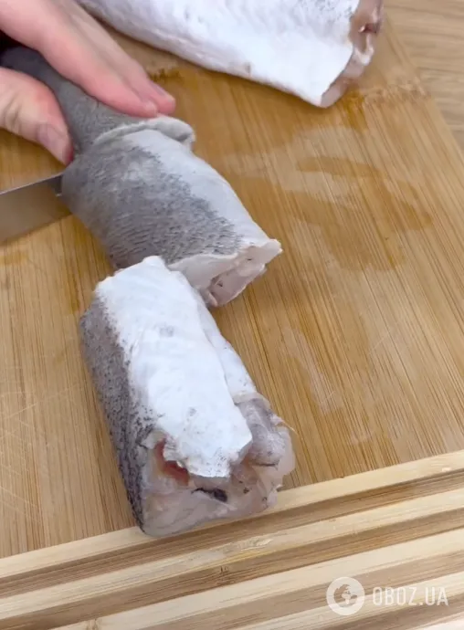 Смачний хек у сметанному соусі з овочами: рецепт ідеальної страви для обіду та вечері