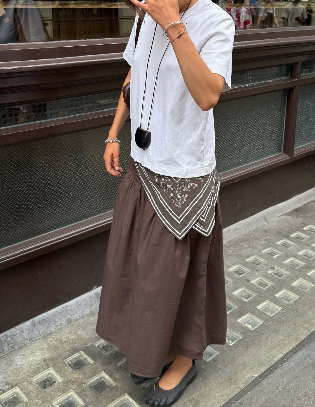 Забудьте о туфлях-лодочках! 7 "уродливых" трендов обуви, которые вы будете носить в 2026 году