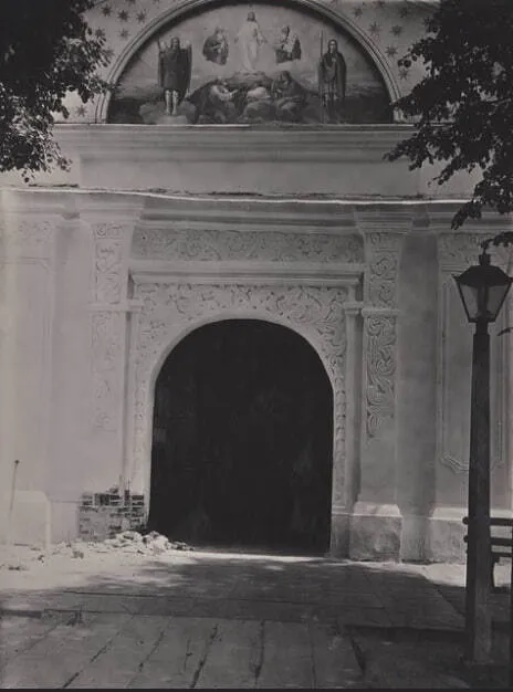 Яким був Мгарський монастир 100 років тому: архівні фото